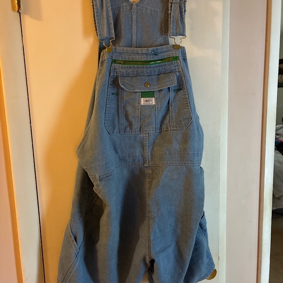 Women’s Liberty Overall Shorts Plus Size - Picture 1 of 6